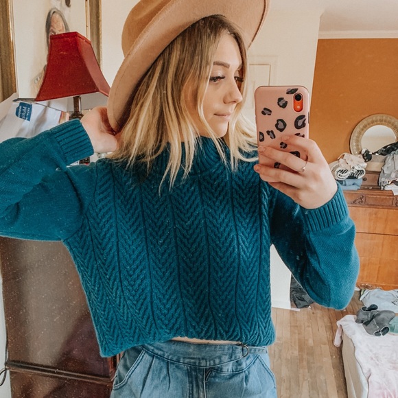 Sweaters - CROFT & BARROW SWEATER